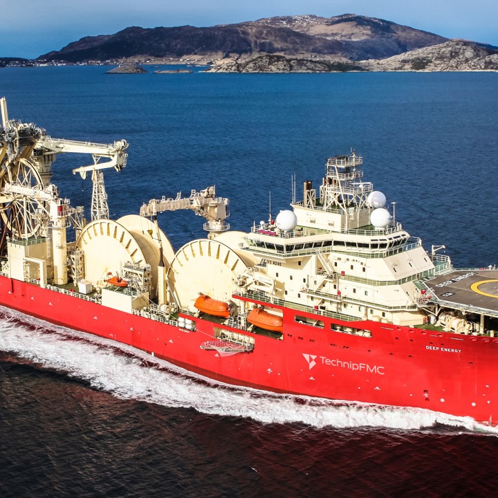 Photo Of Deepenergy, Pipe Lay Vessel Technipfmc Thumnail 2 Photo Of Deepenergy, Pipe Lay Vessel Technipfmc Thumnail 2