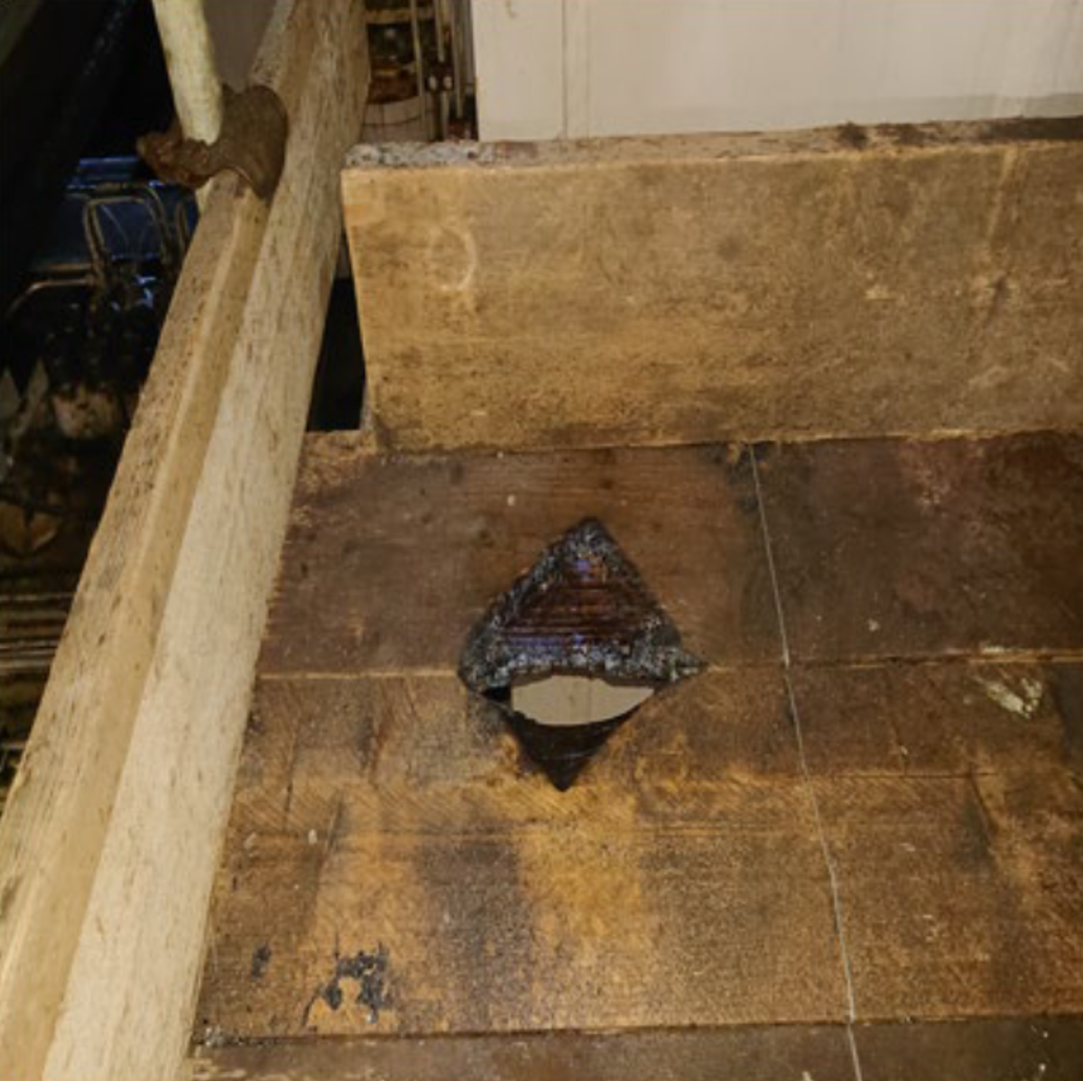 Dropped halogen lamp caused small fire