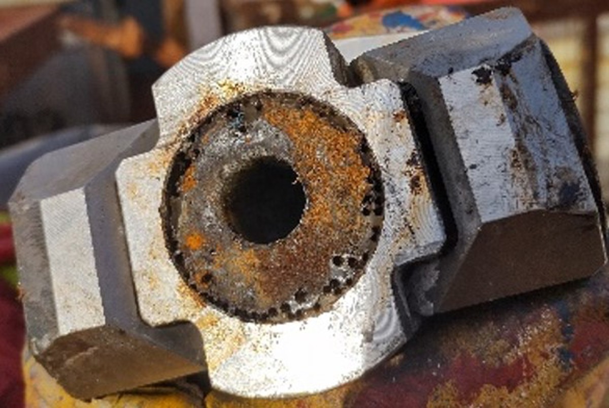 A termination failed during launch of an ROV for a test dive, and the ROV/TMS assembly fell to the seabed
