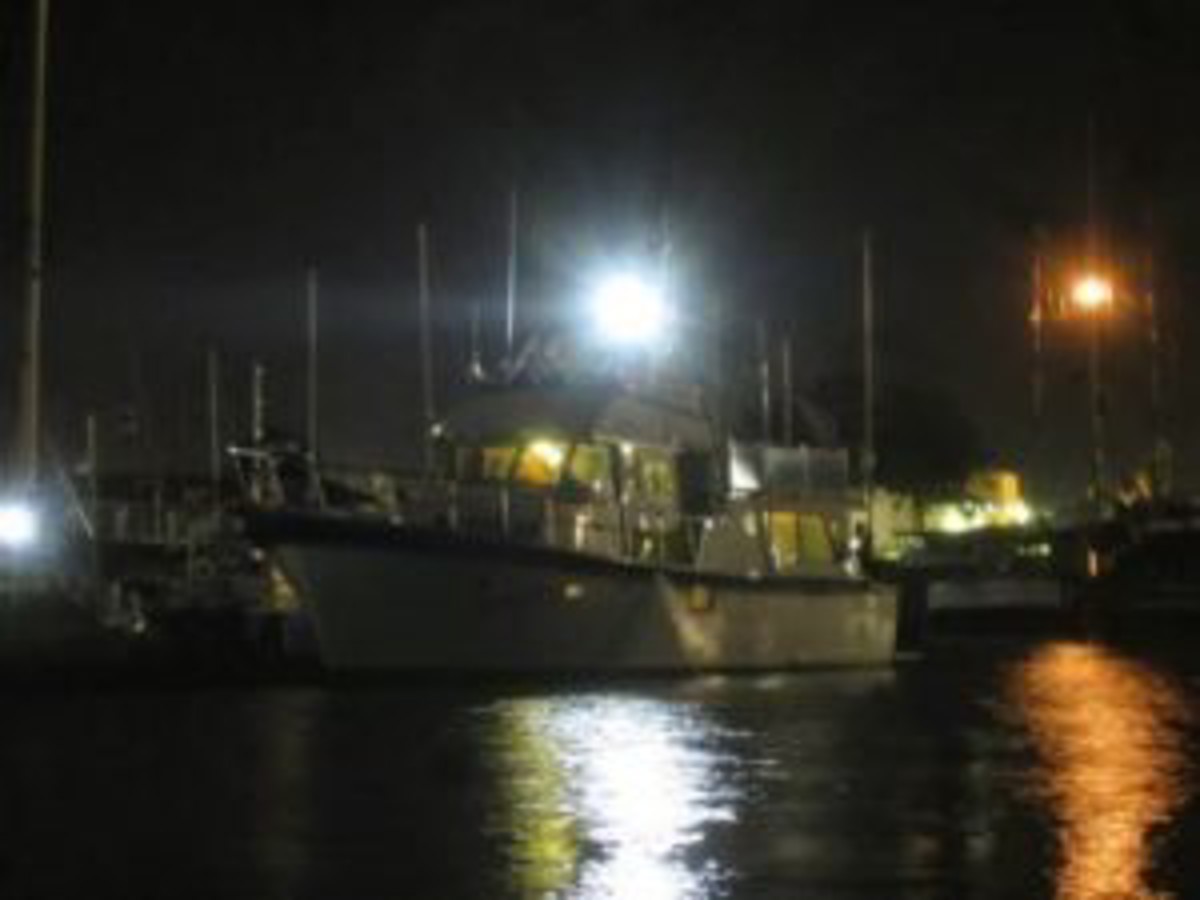 Lighting on vessel at night