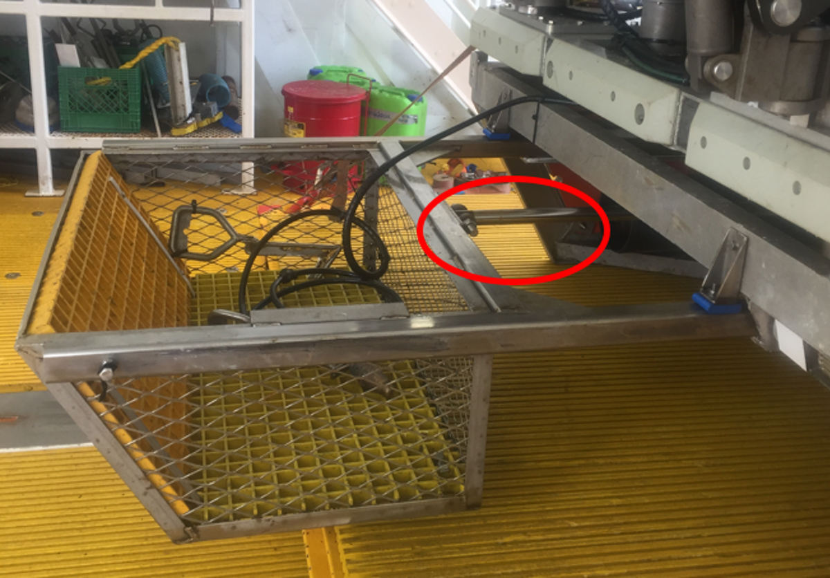 IMCA SF Dropped object: first aid injury during ROV maintenance 4 Improved design