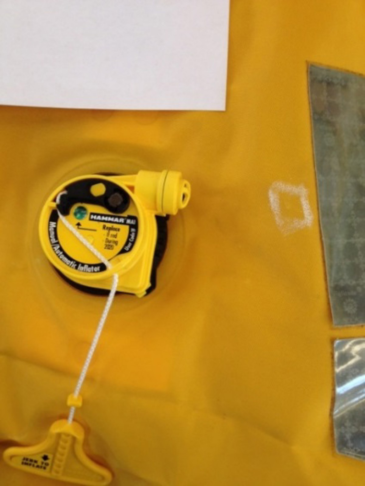 Hammar device without rubber cap