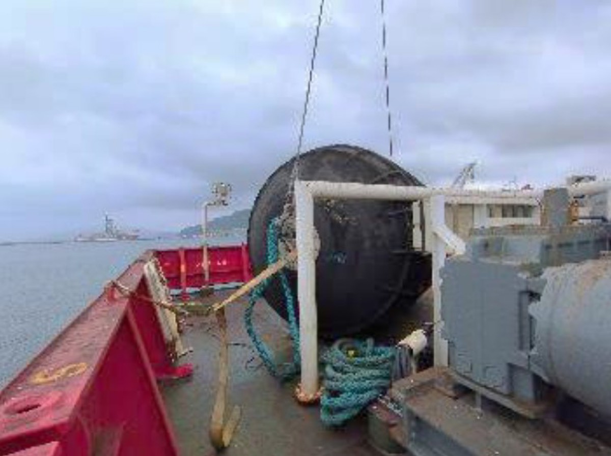 Cargo strap sea fastening still attached to Yokohama fender At this point the Yokohama fender pivoted and he became trapped between the fender and the bumper bar frame. Operations were immediately stopped and the vessel medic was called. The injured person was taken to a shore-side hospital for further examination. After medical examination he was released back to the vessel the same day