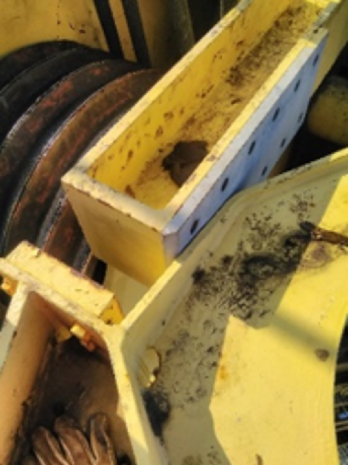 IMCA SF Dropped object from crane 7 Stopper missing