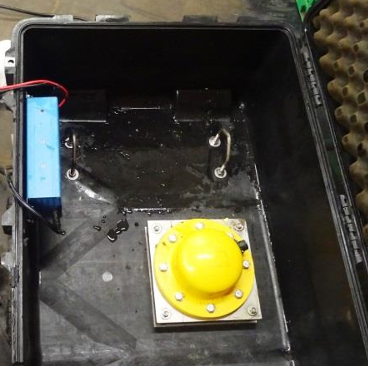 IMCA SF: ‘Routine’ task, non-routine result: Batteries stored sideways leak battery acid 15 Image4 extent of acid spill