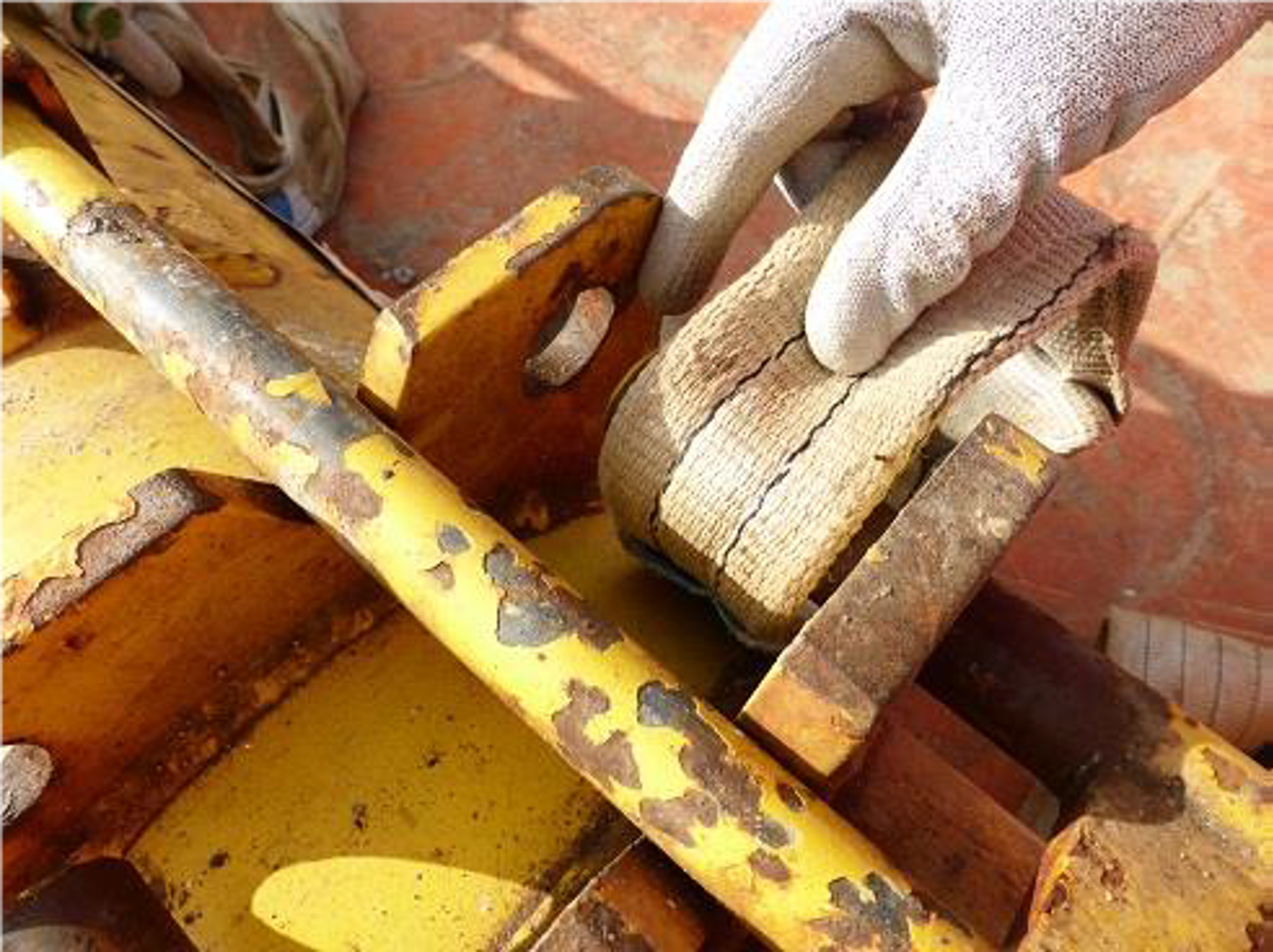 IMCA SF LTI: finger injury during lifting operations 1 Quick release mattress handling beam