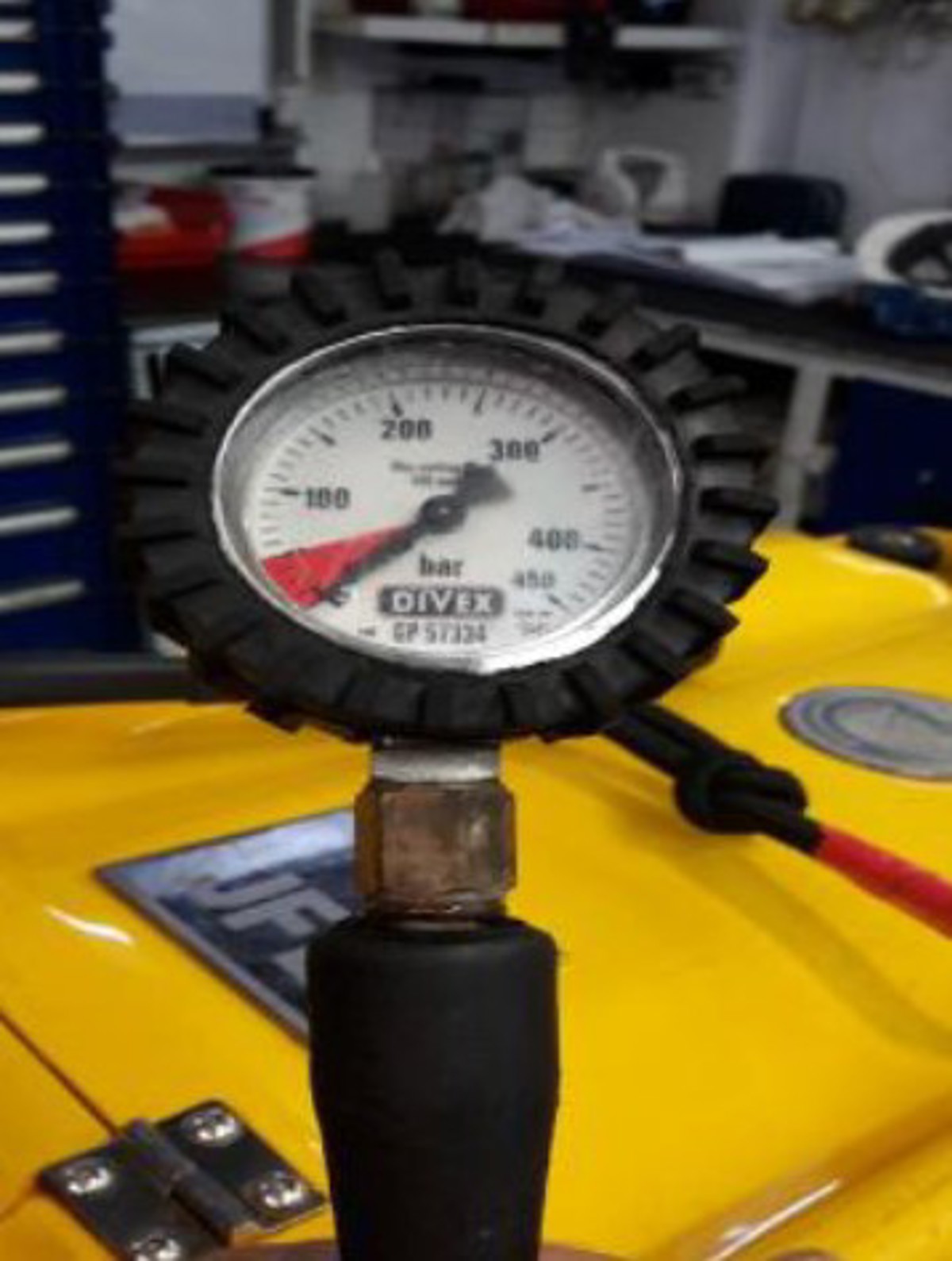 IMCA SF Failure of COBRA contents pressure gauge Area where gauge failed