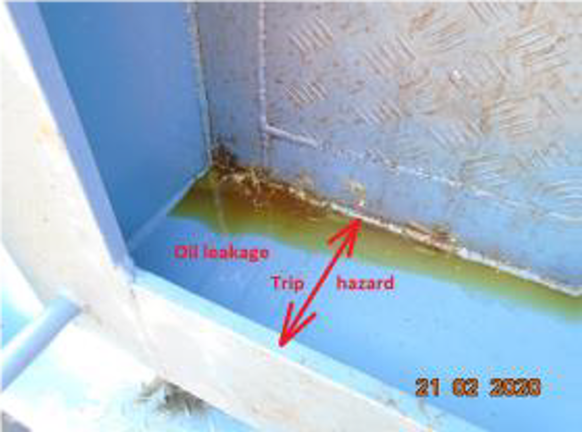 A newly installed gangway was found inadequate and unsafe.