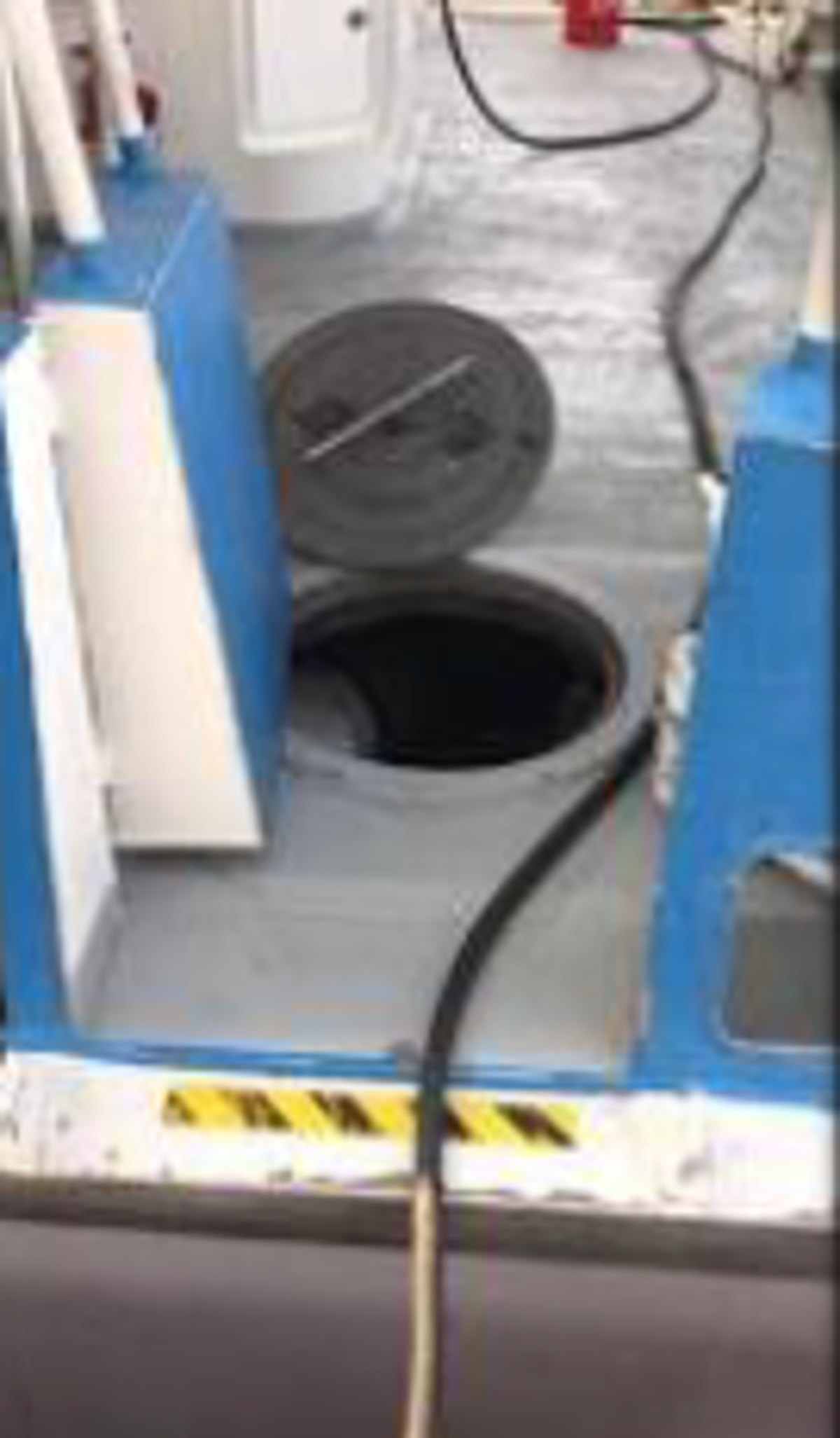IMCA SF Near miss: Engine room hatch left open without barriers 4 2 A crew member who was on the deck left the area for an urgent task forgot to implement the control measures identified