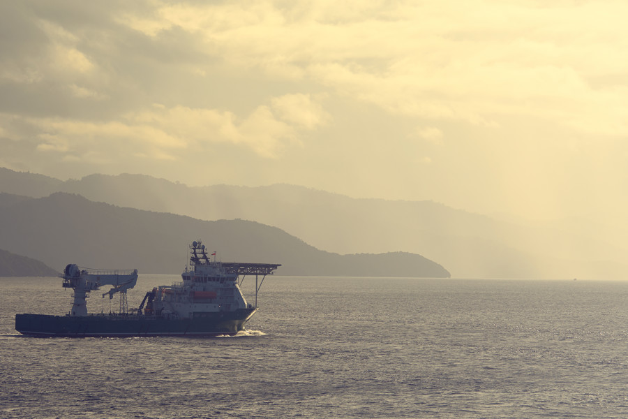 Offshore Vessel 5 (Dreamstime)