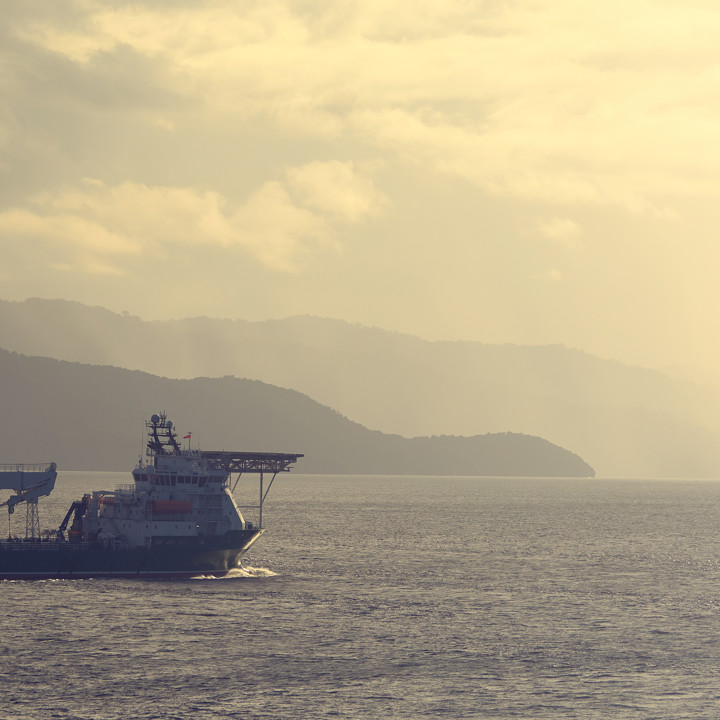 Offshore Vessel 5 (Dreamstime)