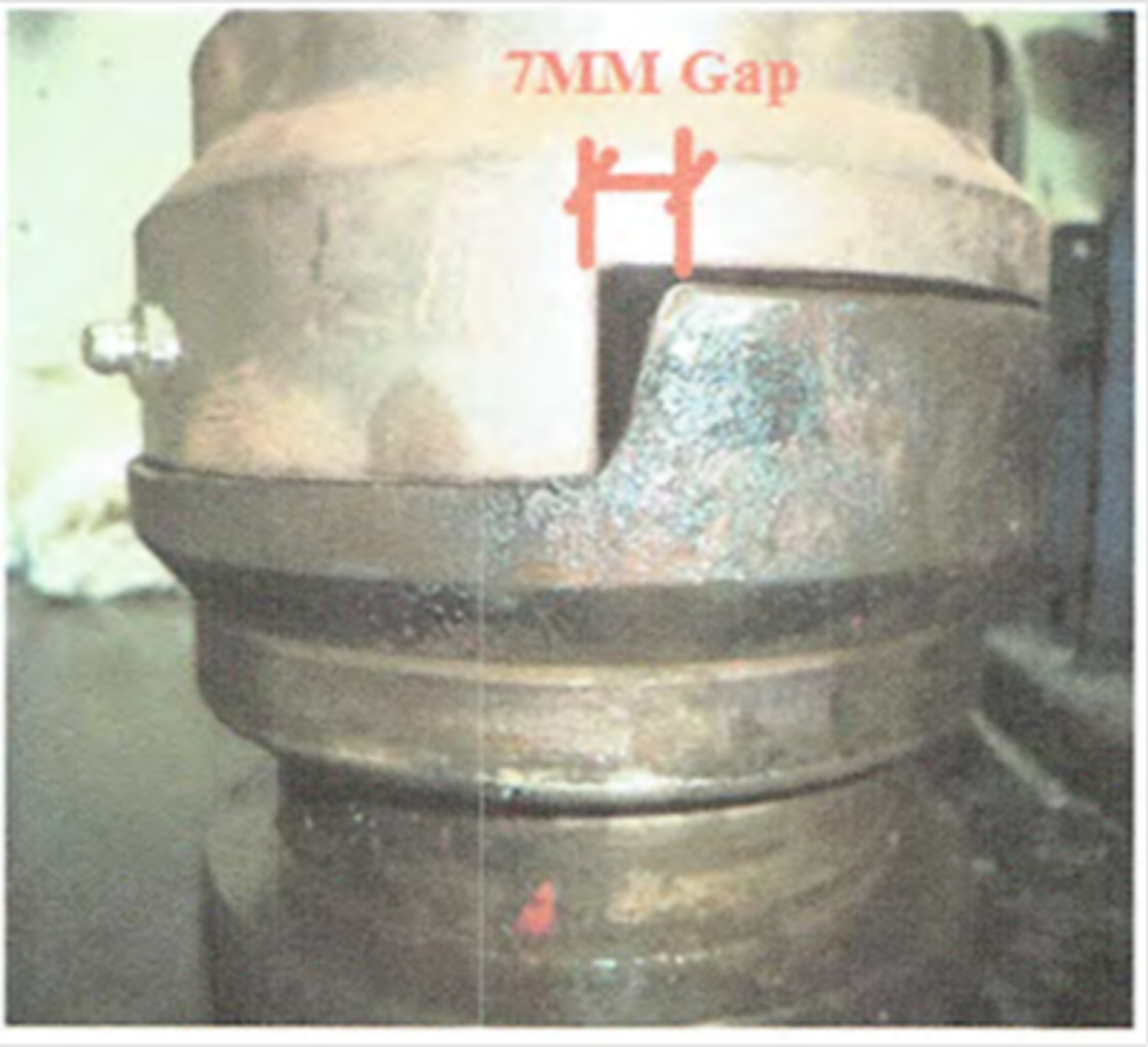 Clutch cog wear showing – the actual gap against the replacement clutch