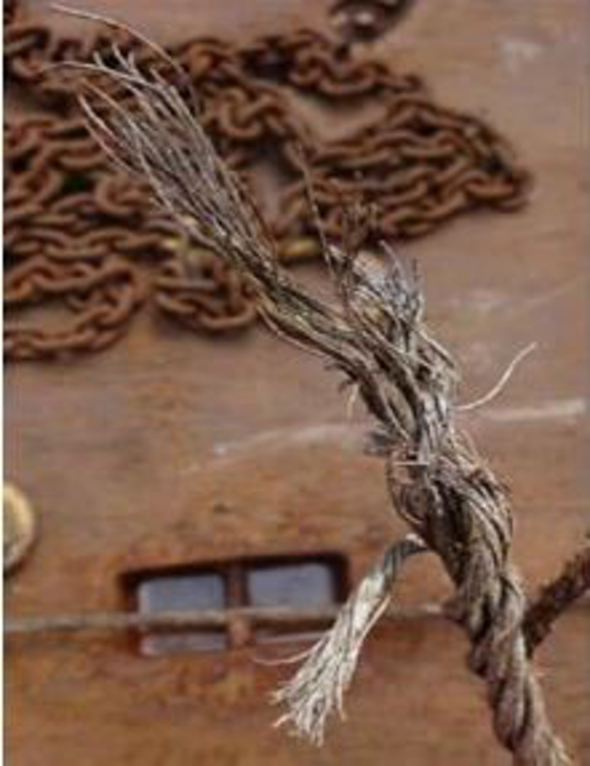 damage to the wire rope sling