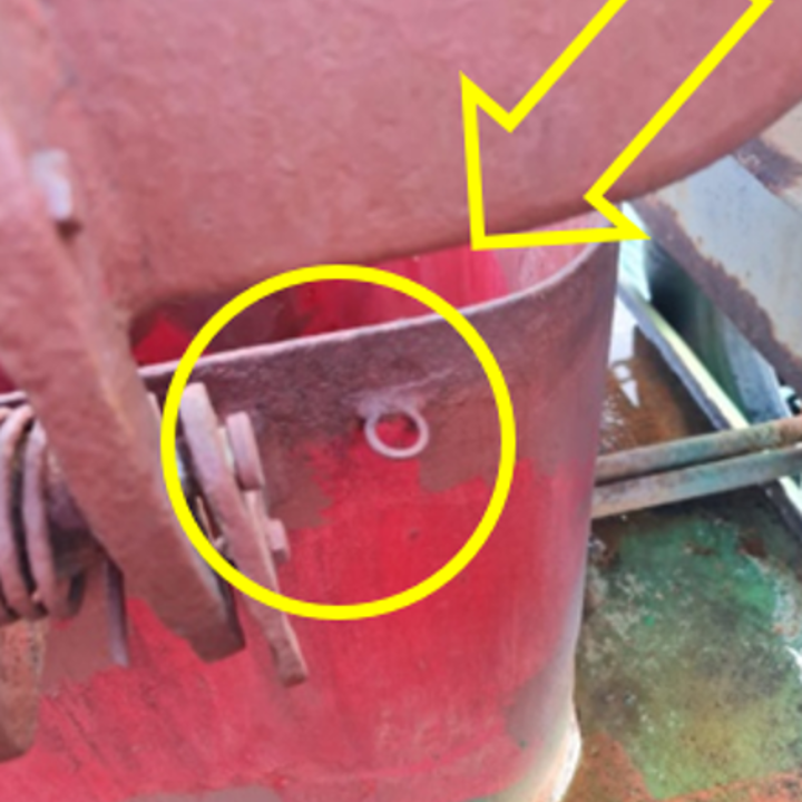 There were no safety locking pins for the main engine room emergency hatch cover. Routine inspection was conducted on the emergency hatch cover as required in the planned maintenance system. The checklist for the routine inspection was marked as completed, but the job was not actually done There were no safety locking pins for the main engine room emergency hatch cover. Routine inspection was conducted on the emergency hatch cover as required in the planned maintenance system. The checklist for the routine inspection was marked as completed, but the job was not actually done