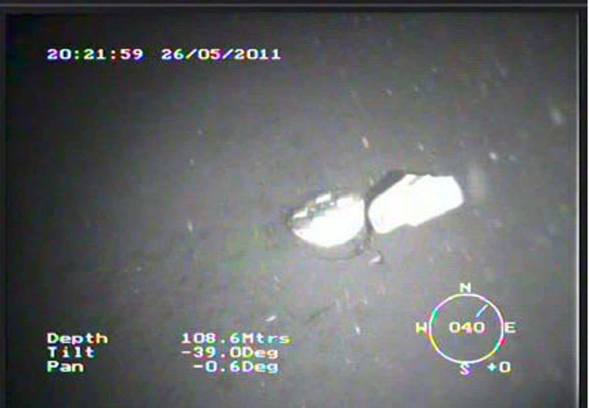 clump weights landed on seabed