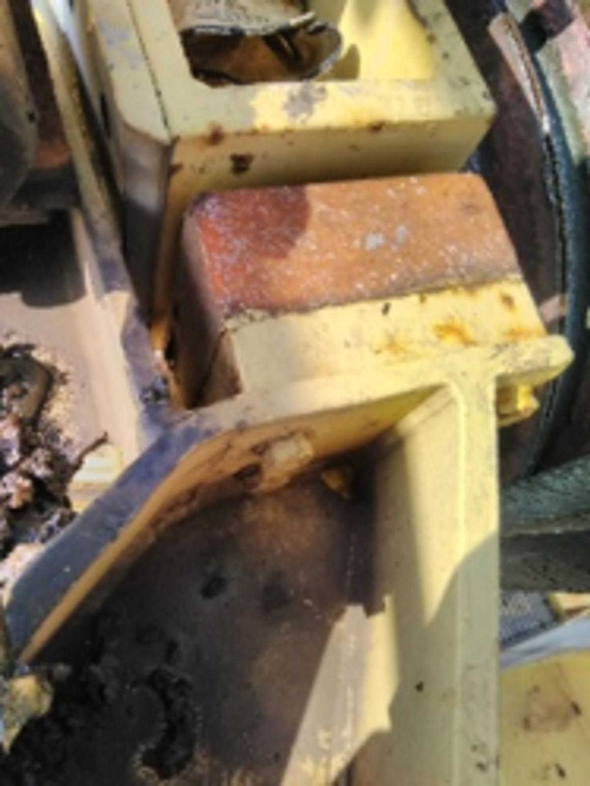 IMCA SF Dropped object from crane 2 Stopper in place