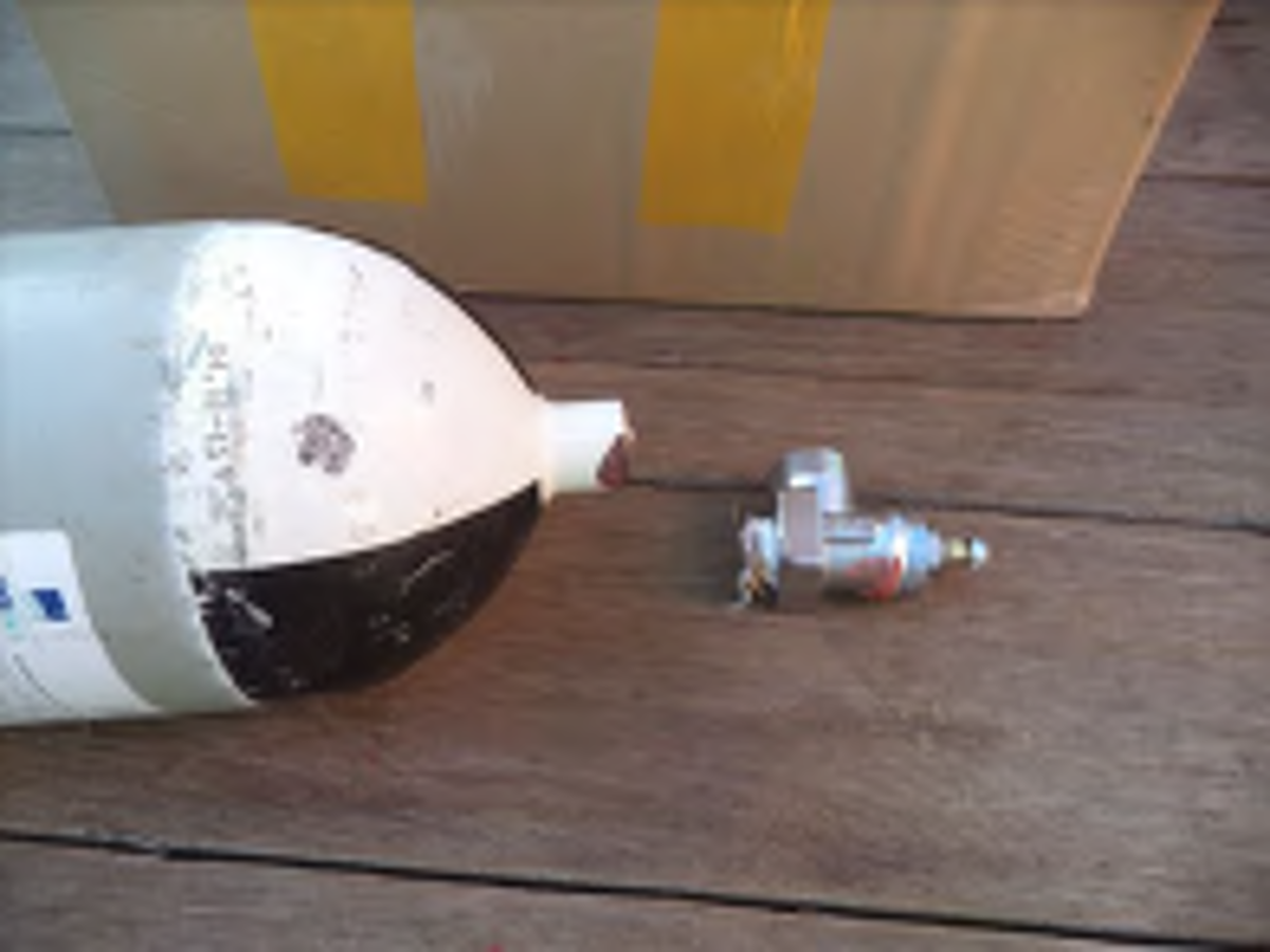 IMCA SF Breathing air cylinder air valve broken off broken air cylinder valves