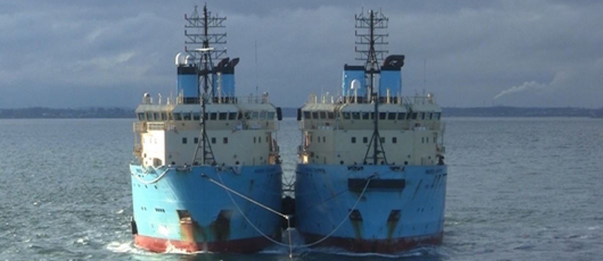 Maersk Searcher and Maersk Shipper were configured in a side-by-side towing setup; during the passage, the fenders between the vessels on tow failed, and the vessels started to interact.