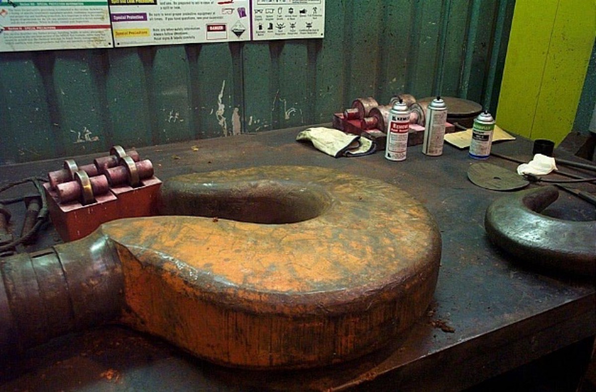 Work area showing hook and aerosols