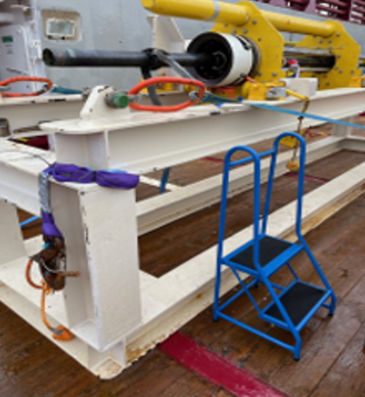 Step-ladder/hop-up