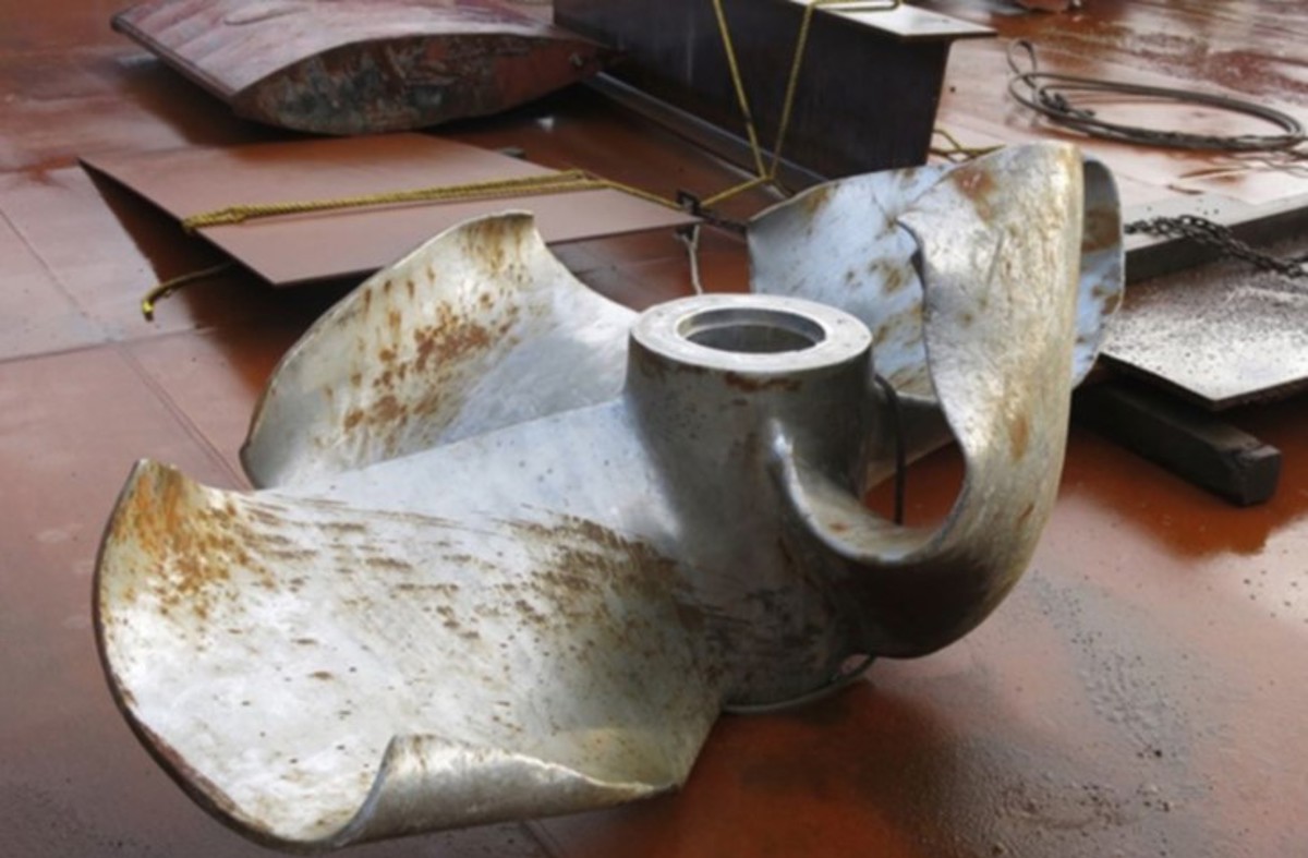 Photo of damaged propeller