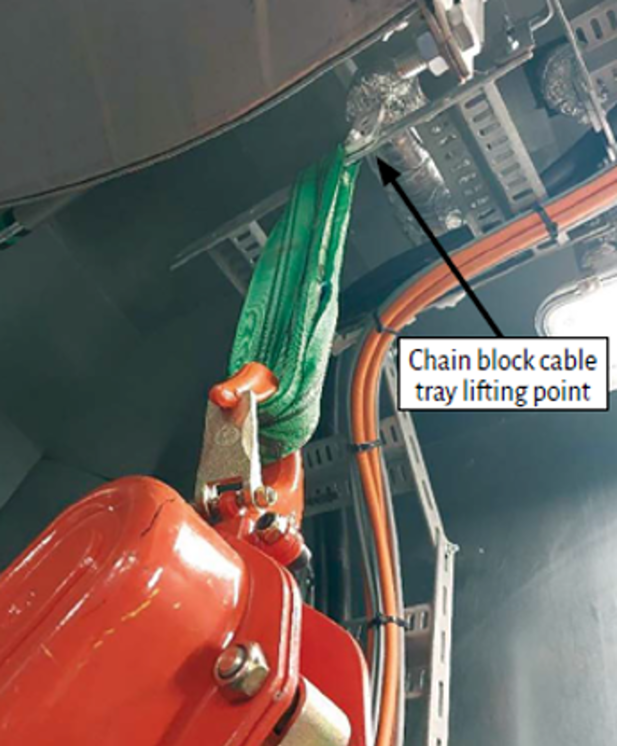 UK MAIB: Person injured during lifting of compressor