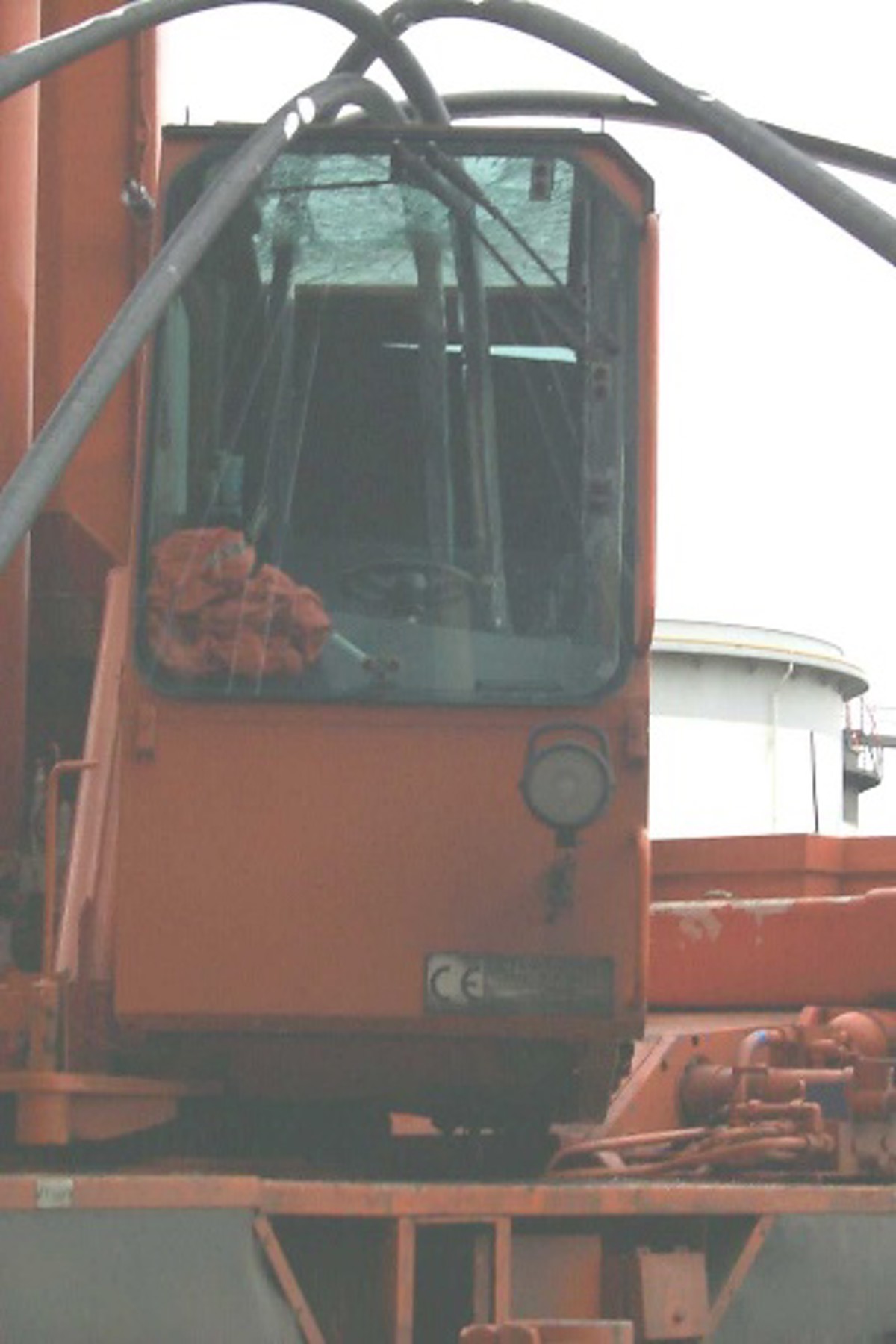 Crane cab 
