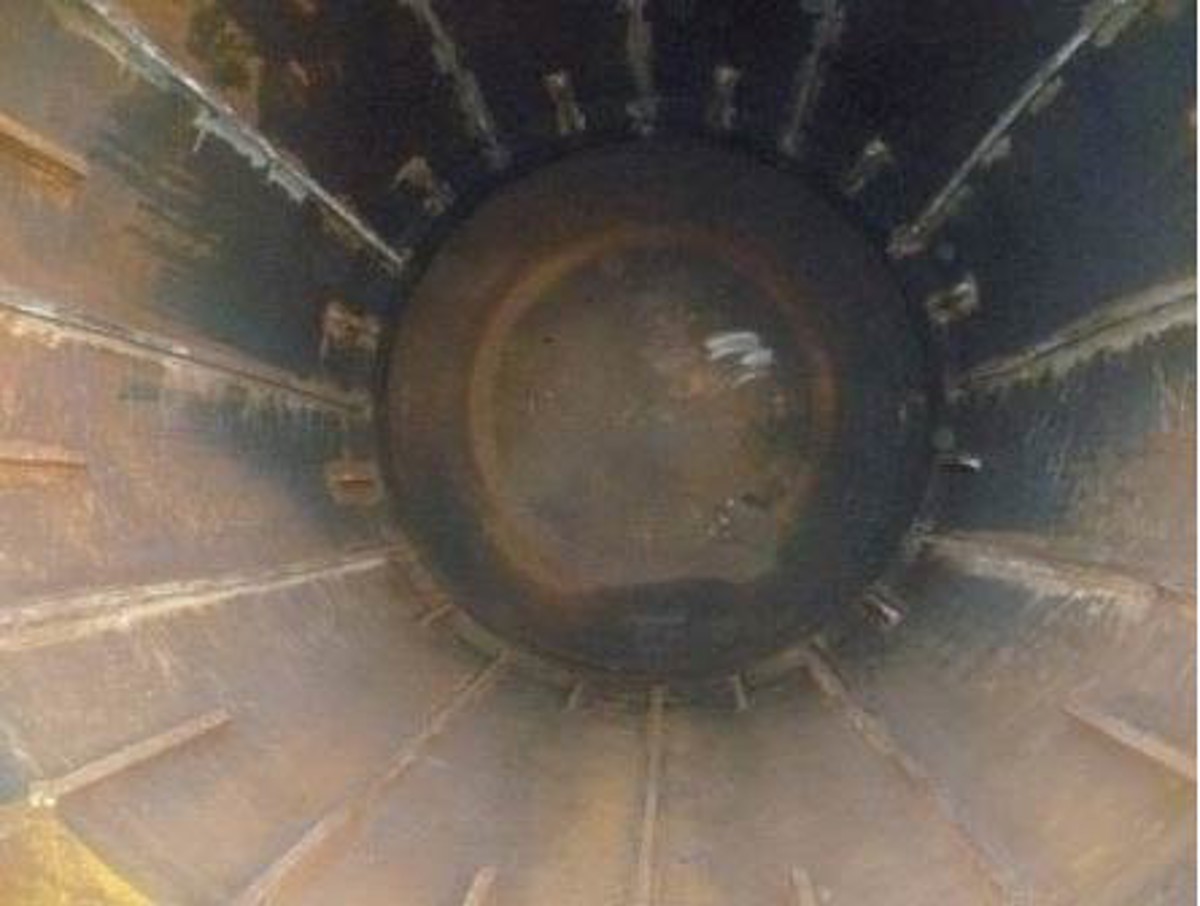 scaffold pipe hits anvil of hydraulic
