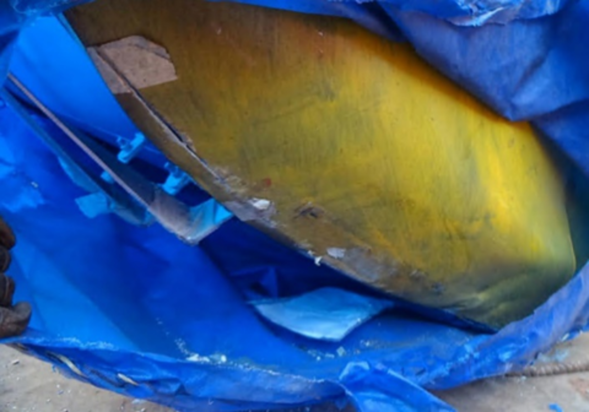 A large load weighing over six tonnes was dropped during loading operations