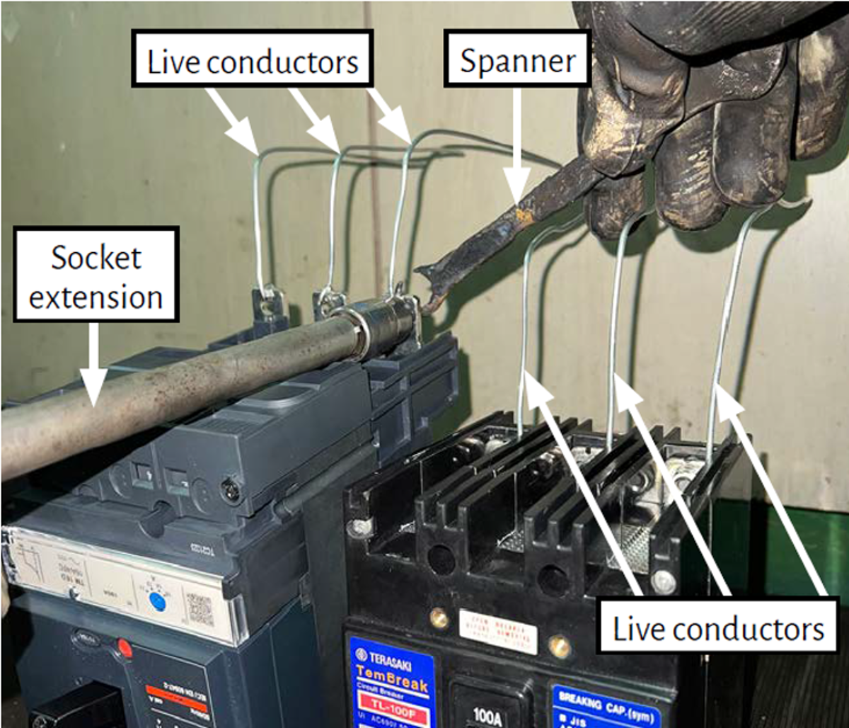 IMCA SF 28/23 4 MAIB: Electrician injured in explosion 3 Reconstruction of the accident