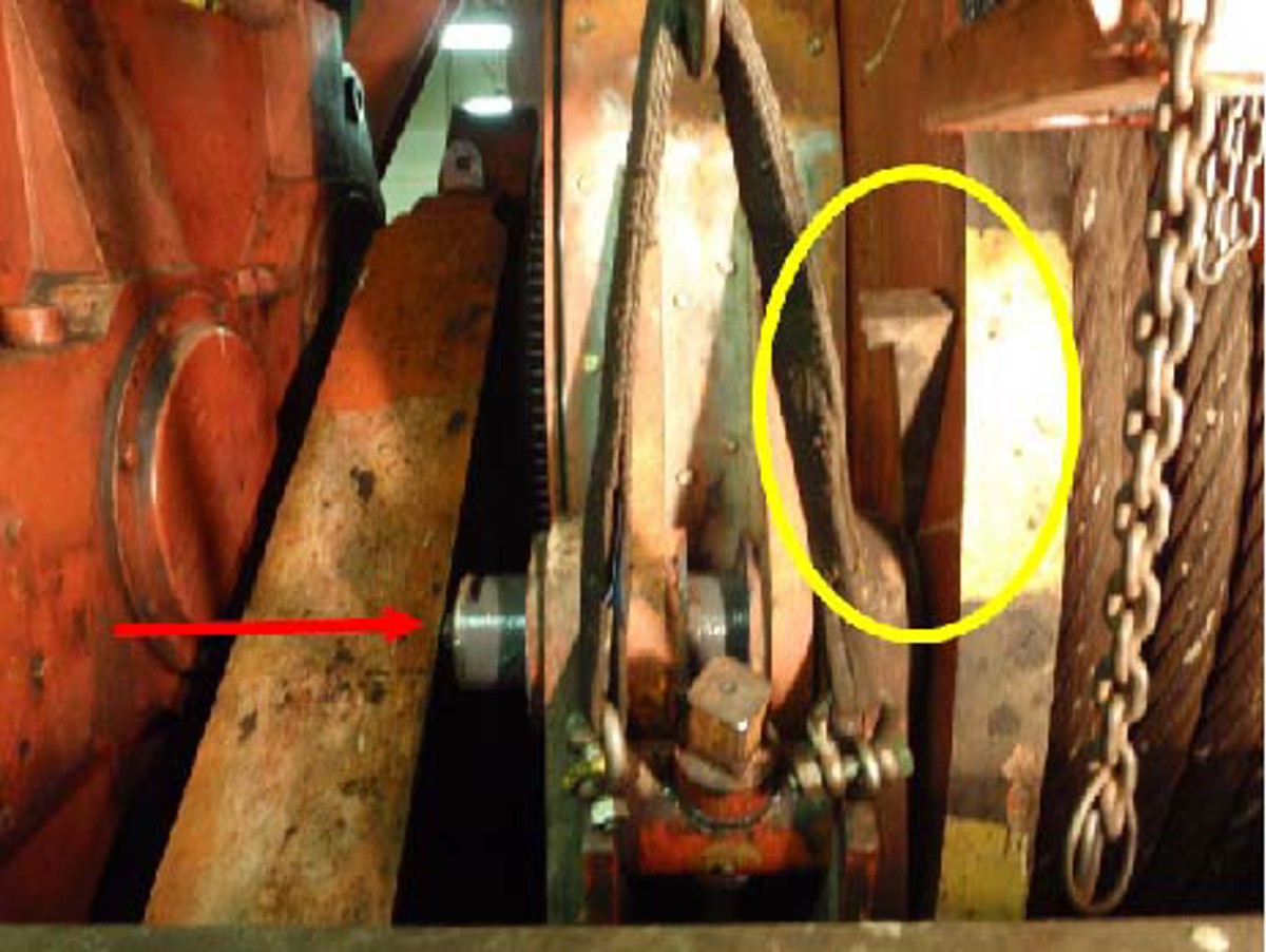 The wedge which came loose (yellow circle)