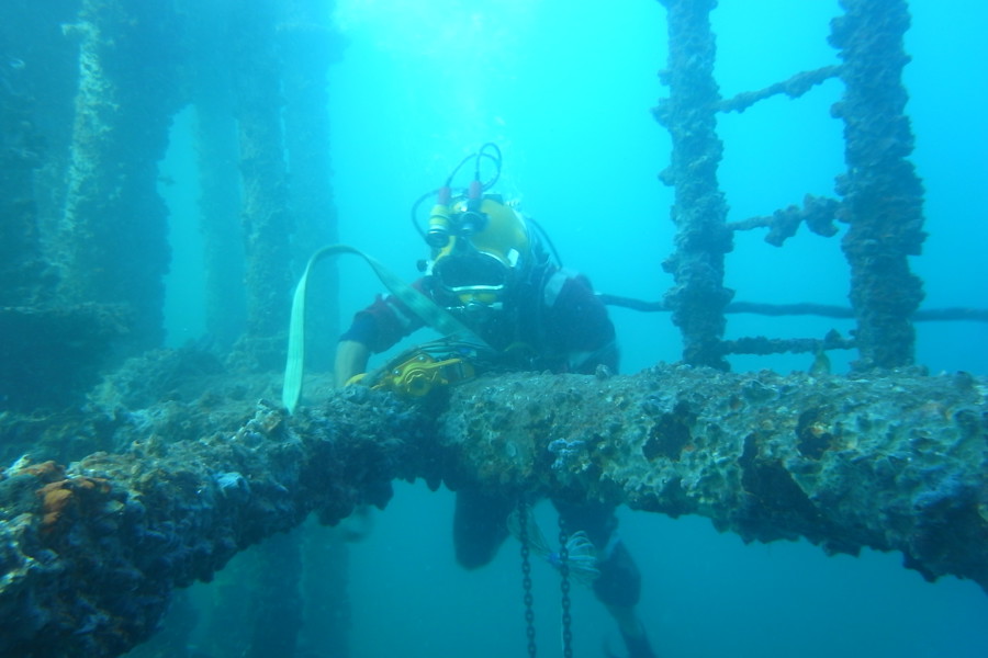 Diving 18 Jacket Inspections