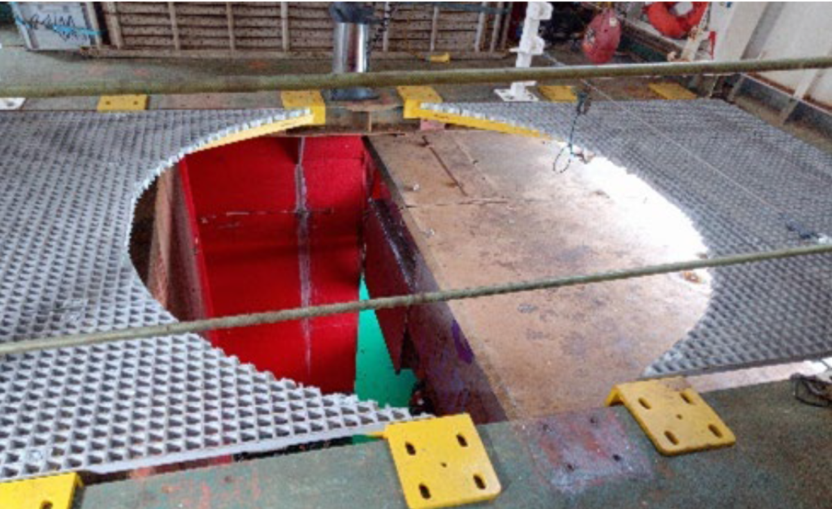 Fall Grating Near miss: dislodged grating with potential fall to sea
