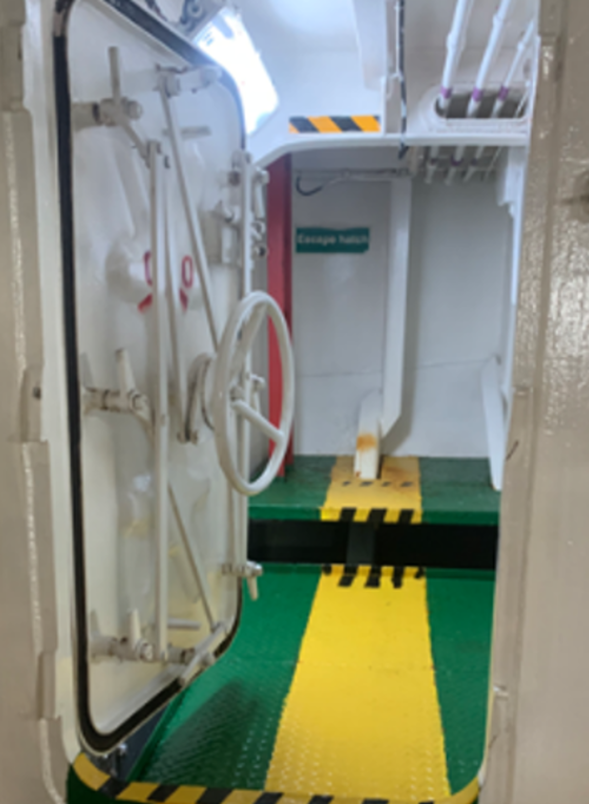 IMCA SF 08/24 A reminder on watertight doors 2 watertight doors