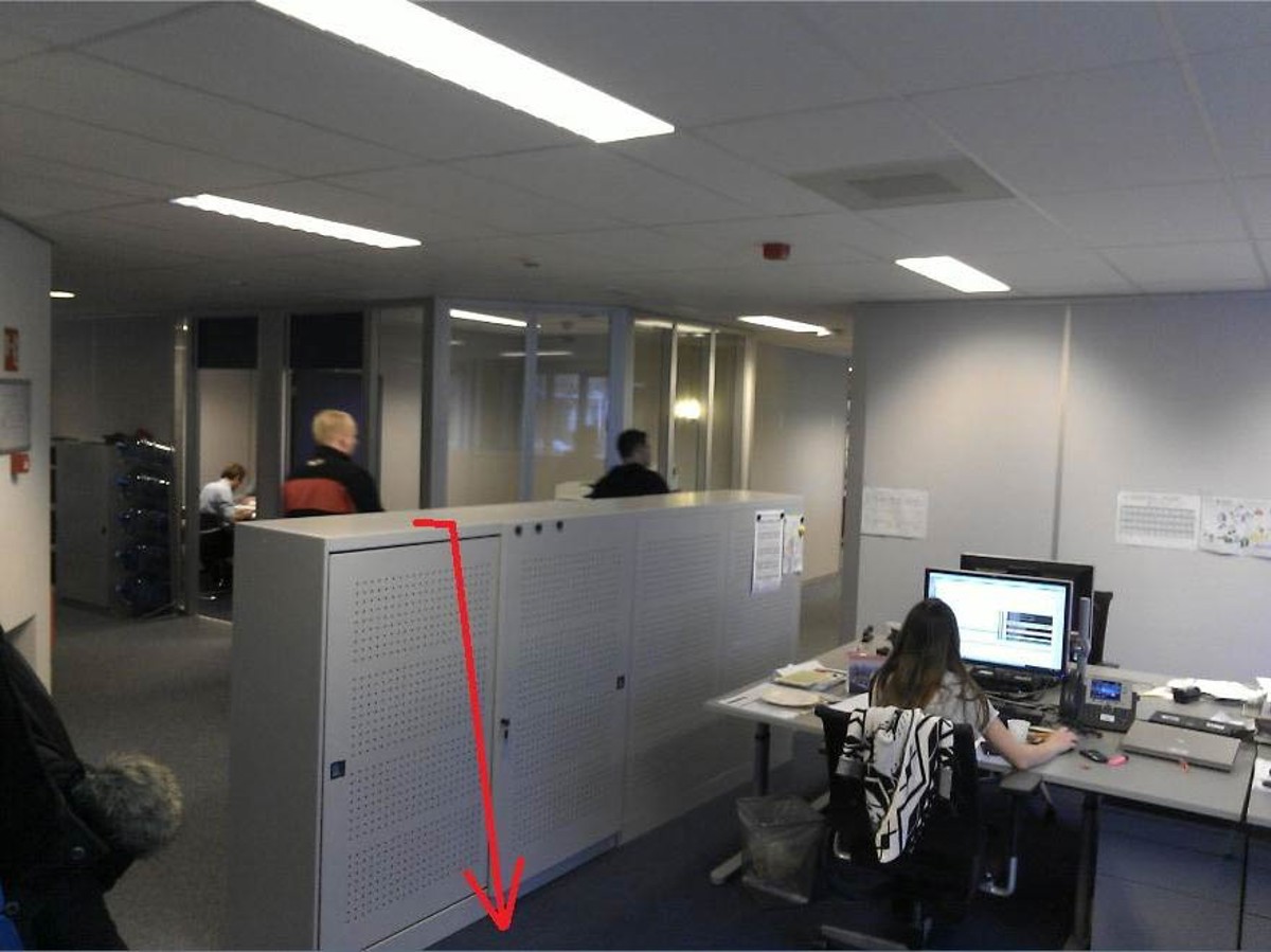 IMCA SF Dropped fluorescent light tube Office where object was dropped