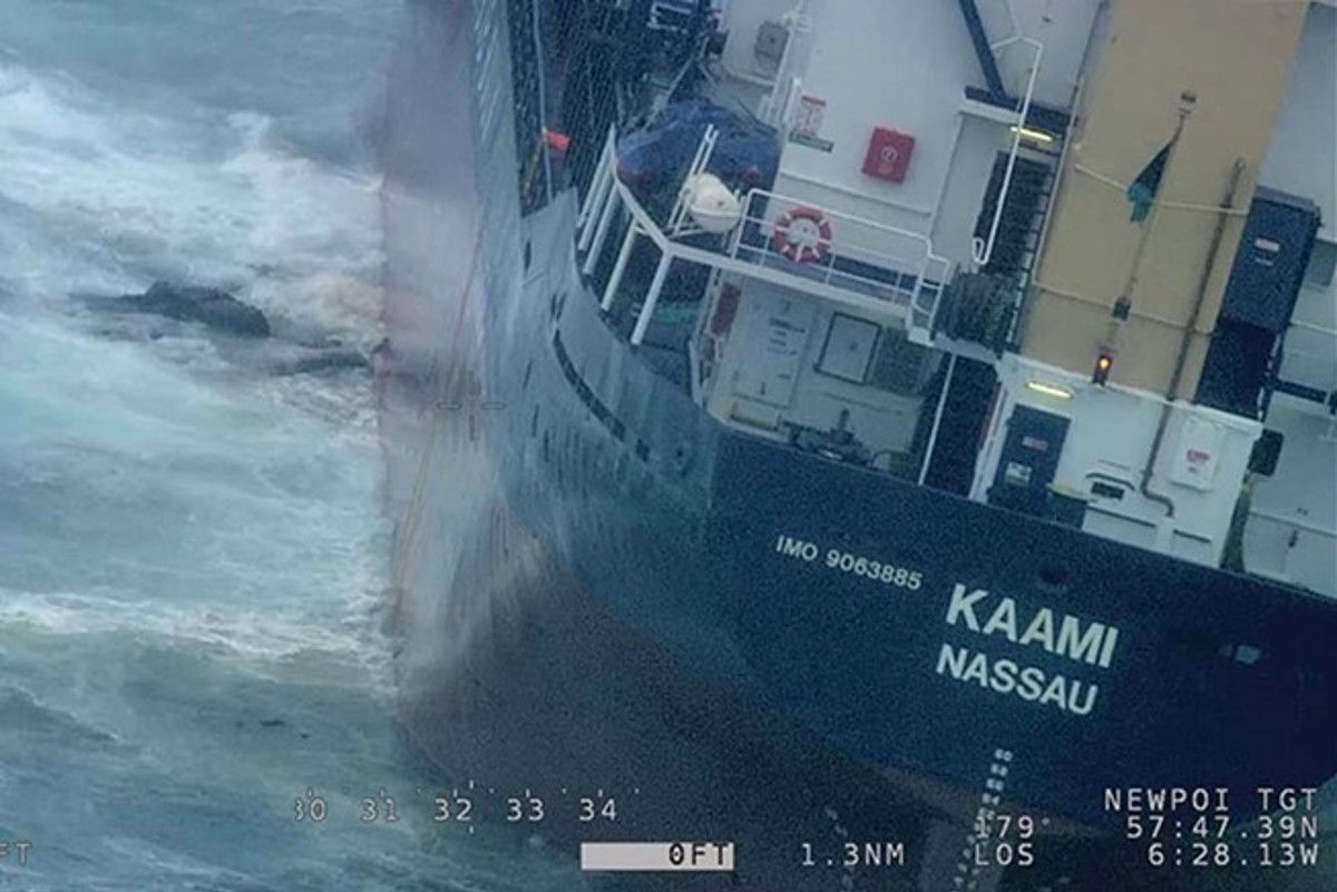 The general cargo vessel Kaami ran aground on a shoal in the Little Minch, on the west coast of Scotland