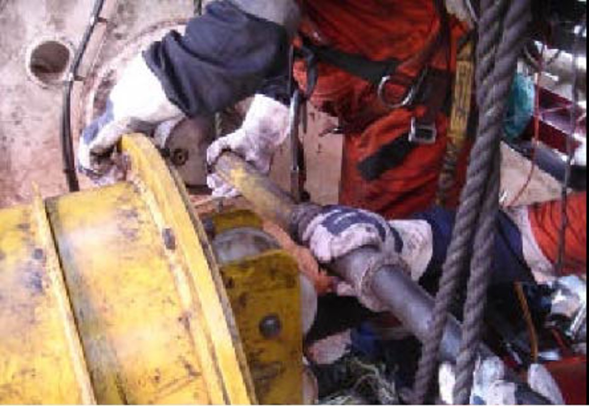 Worker sustained severe facial injuries during vessel maintenance