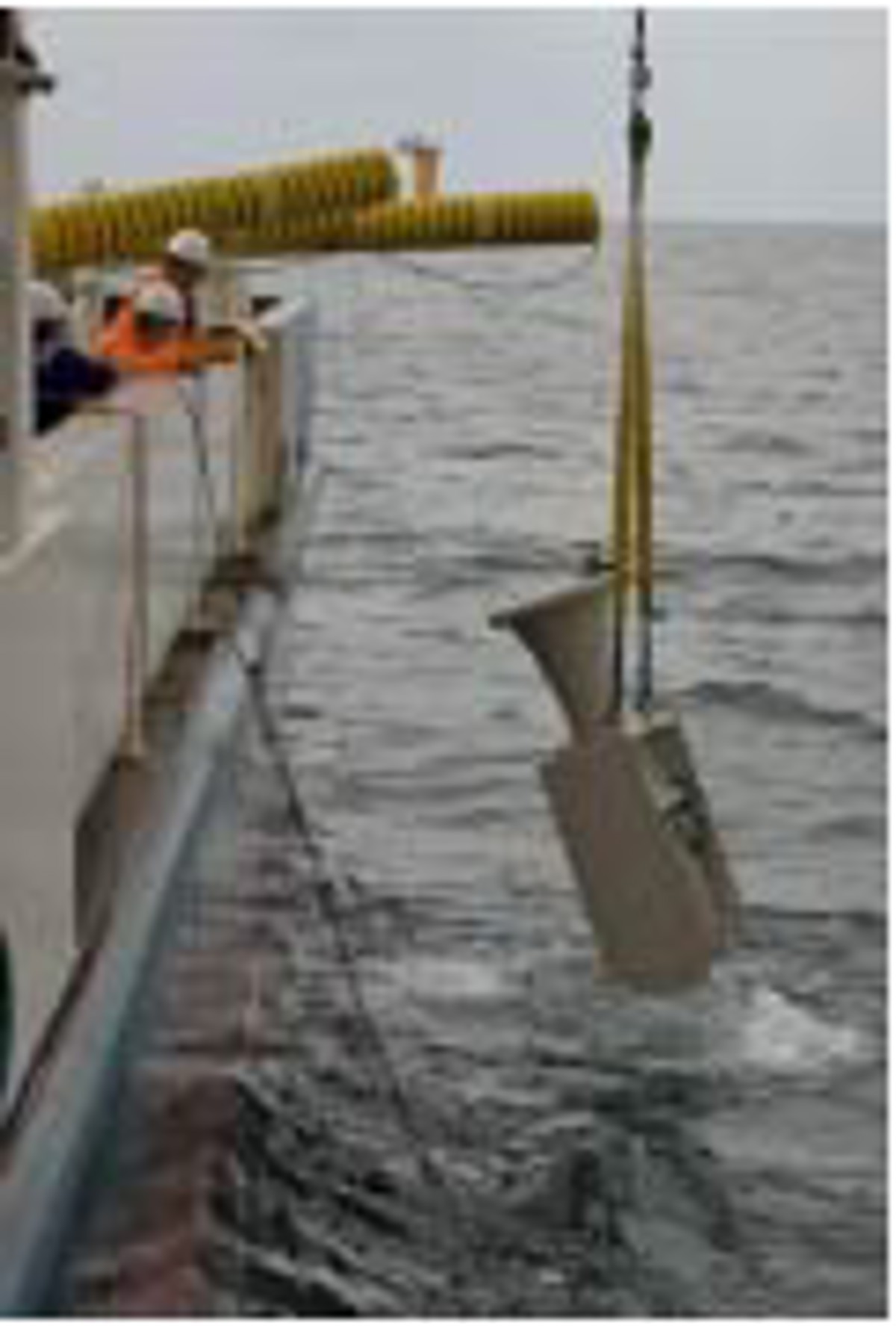 IMCA SF Diver injured during subsea lifting operations 1 Bell mouth