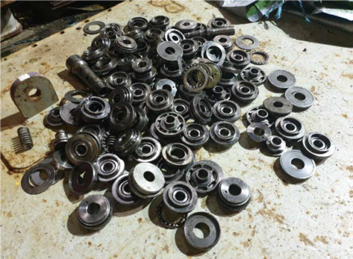 IMCA SF 10/20 Lifting operation resulting in dropped objects from flexible intermediate bulk container Type of engine components which fell