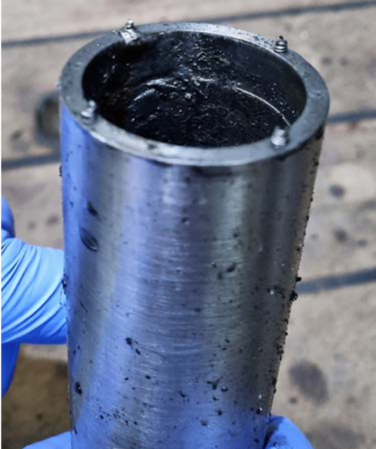 Examination of the battery tube indicated that sea water had leaked into the  battery compartment and contaminated the Li-ion battery, which caused pressurised gassesto build up and self-combust and resulted in a brief explosion. The remaining battery tubes were removed to a secure storage area for further  checks.
