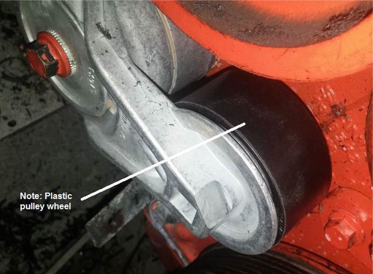 IMCA SF: Second-hand equipment causes engine breakdown Imcasf07 15 Image2 drive belt tensioner