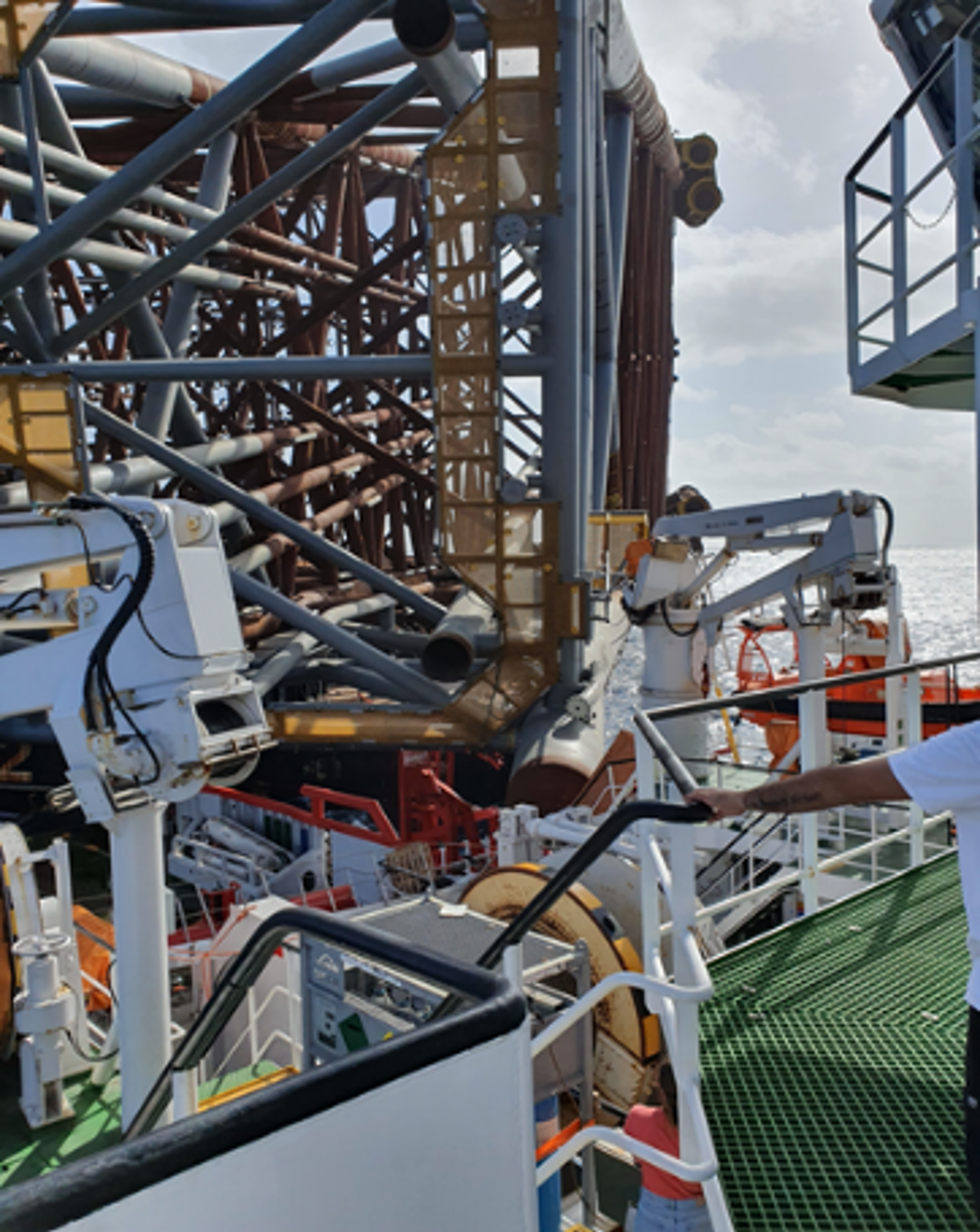 Fire in engine room and subsequent collision with structure on transport barge