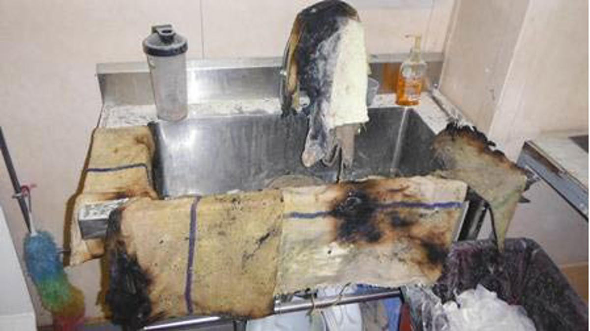 IMCA SF Fire: Spontaneous combustion of towels 4 Damaged towels